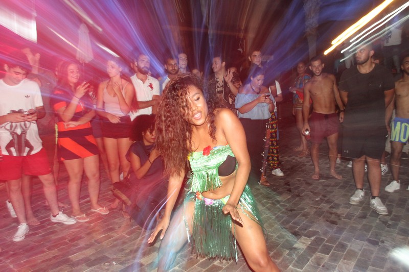 Lasgidi Beach Party